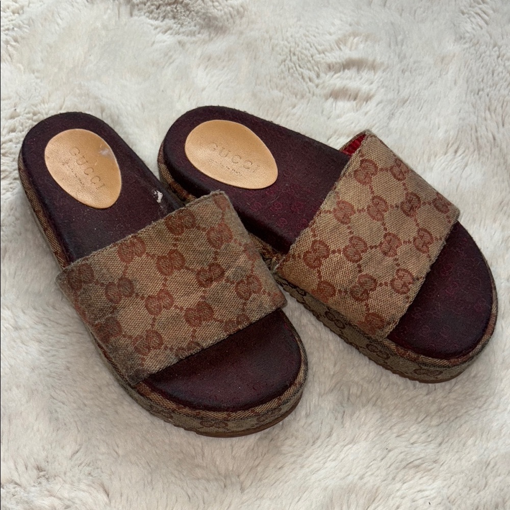 Gucci Women's Brown Sandals